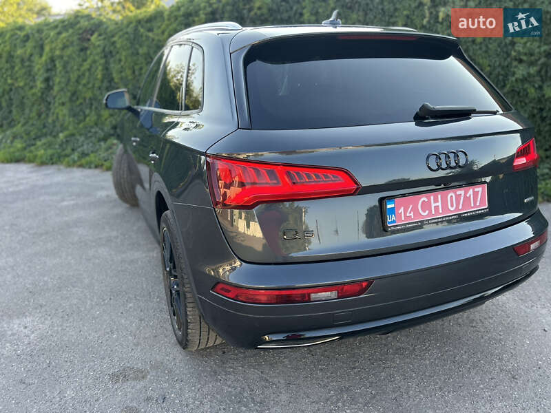 Внедорожник / Кроссовер Audi Q5 2018 в Полтаве