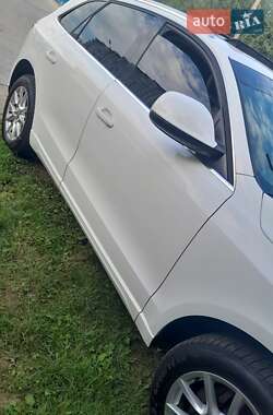 Внедорожник / Кроссовер Audi Q5 2012 в 