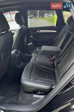 Внедорожник / Кроссовер Audi Q5 2012 в 