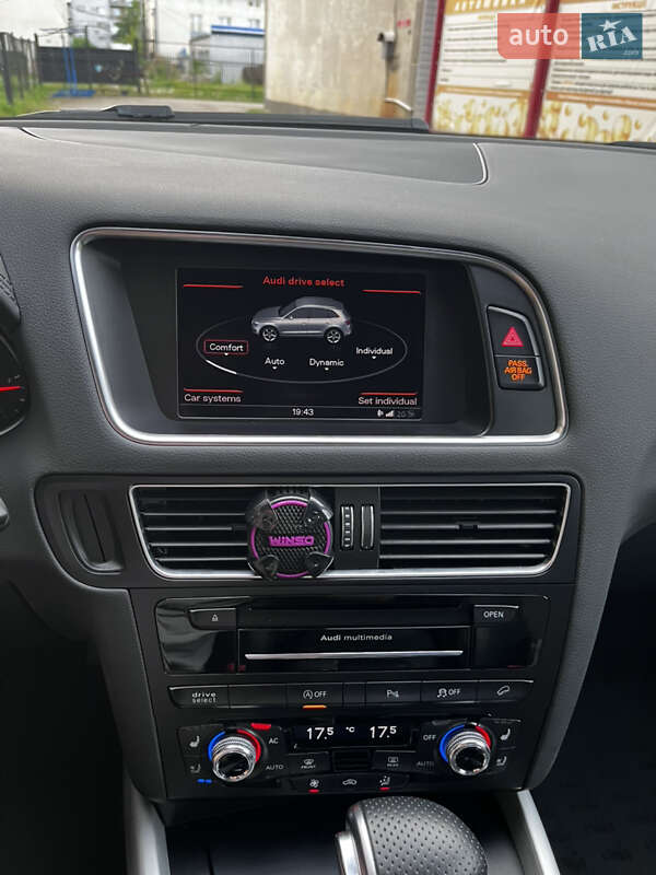Внедорожник / Кроссовер Audi Q5 2012 в Черновцах