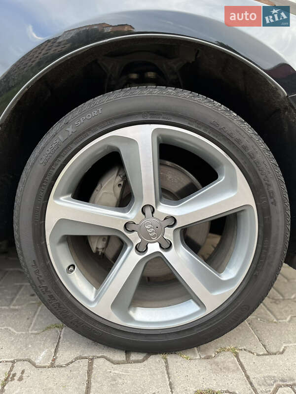 Внедорожник / Кроссовер Audi Q5 2012 в Черновцах