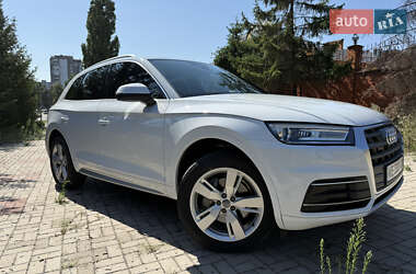 Позашляховик / Кросовер Audi Q5 2019 в Запоріжжі