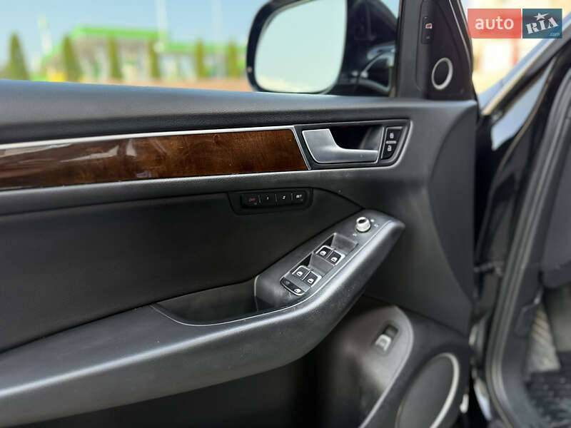 Внедорожник / Кроссовер Audi Q5 2015 в Виннице