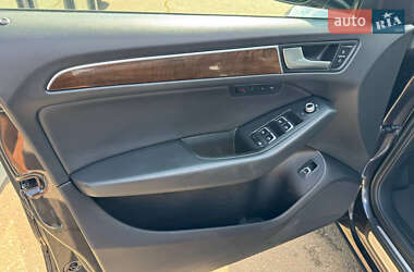 Внедорожник / Кроссовер Audi Q5 2015 в 