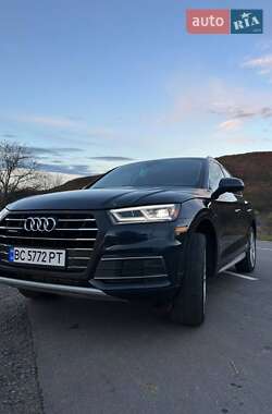 Внедорожник / Кроссовер Audi Q5 2017 в 
