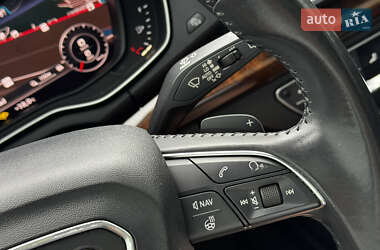 Внедорожник / Кроссовер Audi Q5 2017 в 