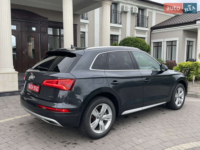 Внедорожник / Кроссовер Audi Q5 2019 в Стрые