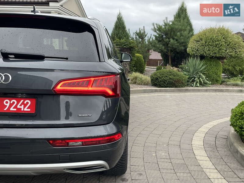 Внедорожник / Кроссовер Audi Q5 2019 в Стрые