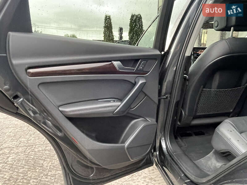 Внедорожник / Кроссовер Audi Q5 2019 в Стрые