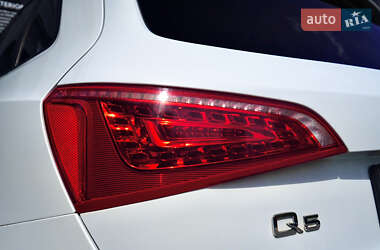 Внедорожник / Кроссовер Audi Q5 2012 в 