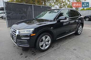 Внедорожник / Кроссовер Audi Q5 2019 в 