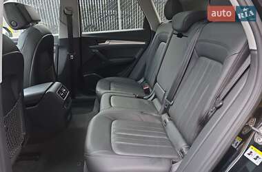 Внедорожник / Кроссовер Audi Q5 2019 в 