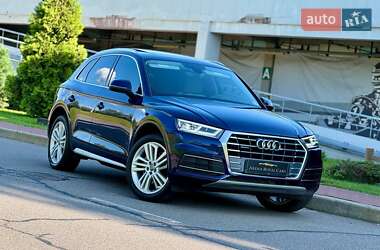 Внедорожник / Кроссовер Audi Q5 2019 в 
