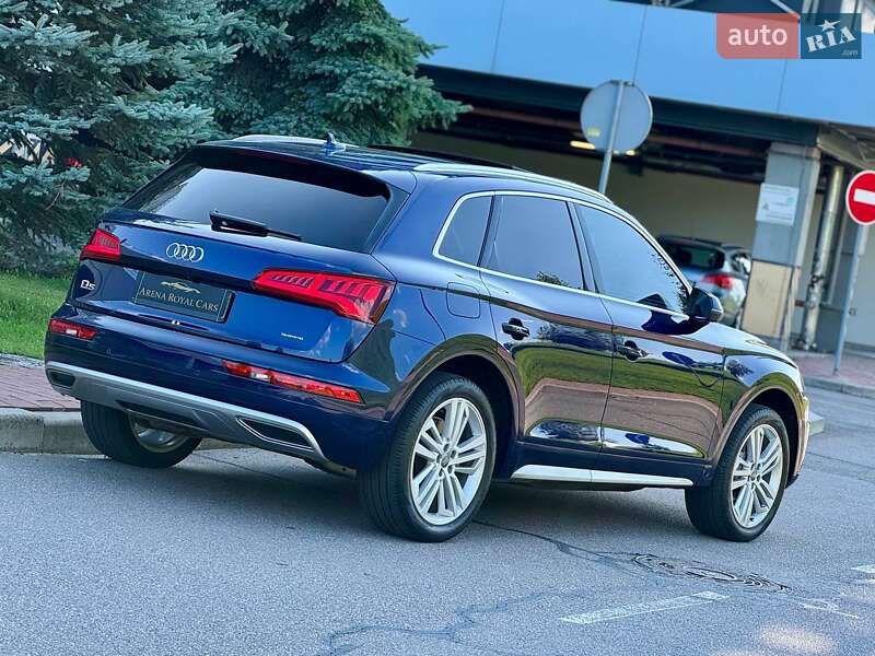 Внедорожник / Кроссовер Audi Q5 2019 в Киеве