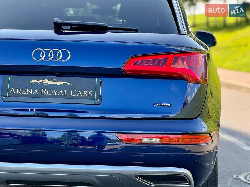 Внедорожник / Кроссовер Audi Q5 2019 в Киеве