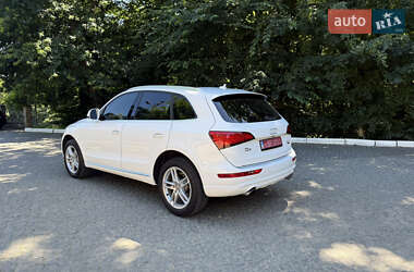 Внедорожник / Кроссовер Audi Q5 2015 в 
