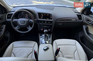 Внедорожник / Кроссовер Audi Q5 2015 в 