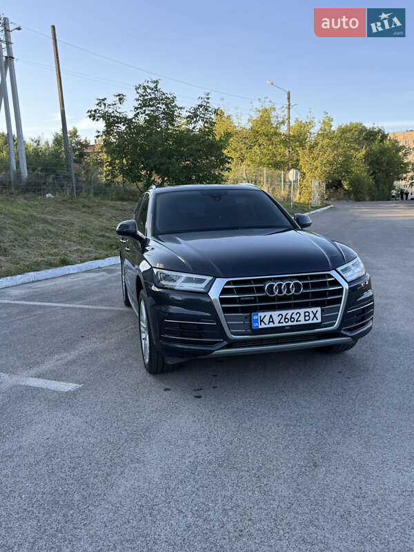 Внедорожник / Кроссовер Audi Q5 2019 в Львове