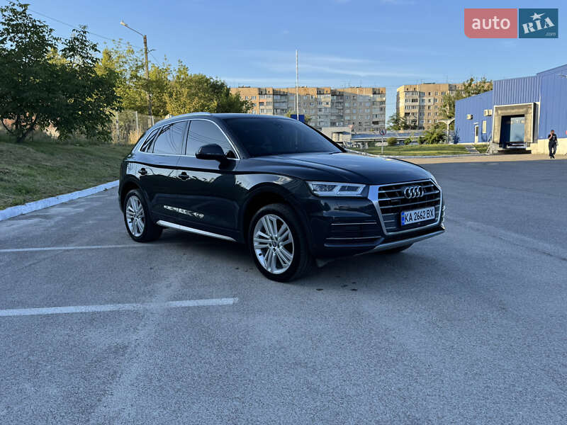 Внедорожник / Кроссовер Audi Q5 2019 в Львове