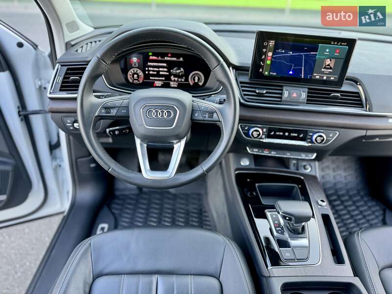 Внедорожник / Кроссовер Audi Q5 2023 в Киеве