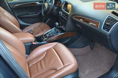 Внедорожник / Кроссовер Audi Q5 2012 в 