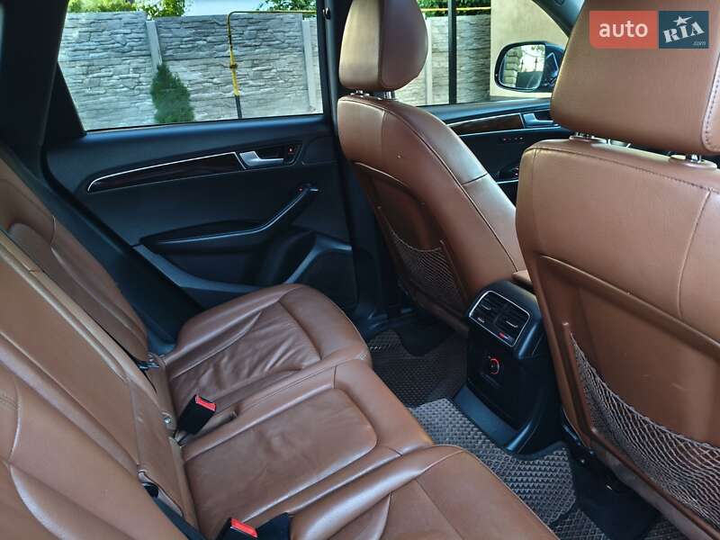 Внедорожник / Кроссовер Audi Q5 2012 в Виннице