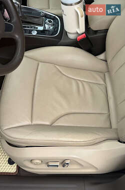 Внедорожник / Кроссовер Audi Q5 2016 в 