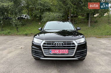 Внедорожник / Кроссовер Audi Q5 2019 в 