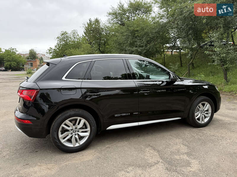 Внедорожник / Кроссовер Audi Q5 2019 в Виннице
