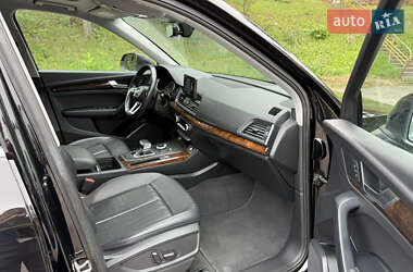Внедорожник / Кроссовер Audi Q5 2019 в 