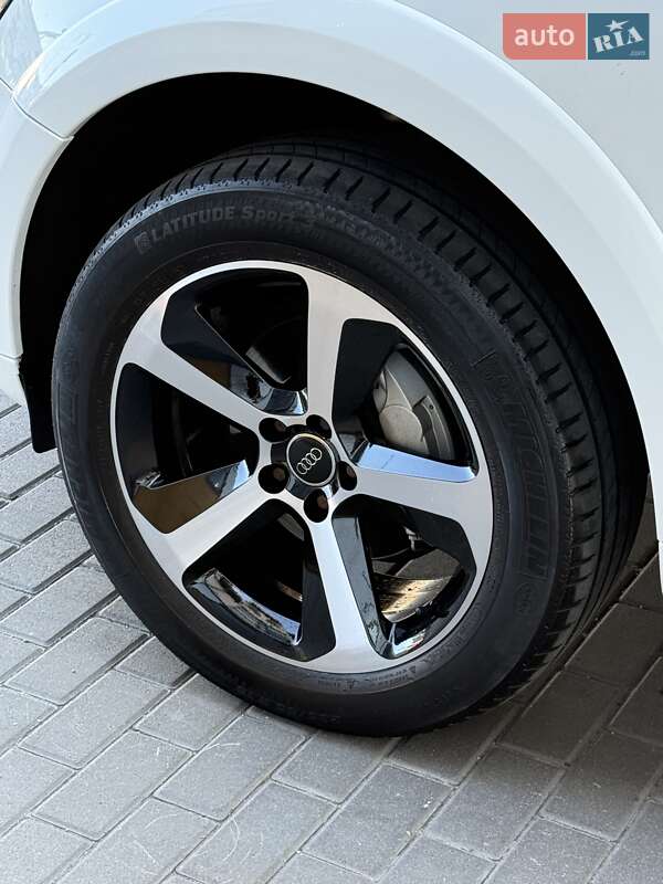 Внедорожник / Кроссовер Audi Q5 2016 в Белой Церкви