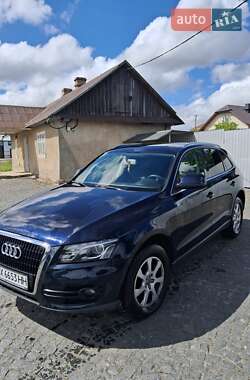 Внедорожник / Кроссовер Audi Q5 2010 в 
