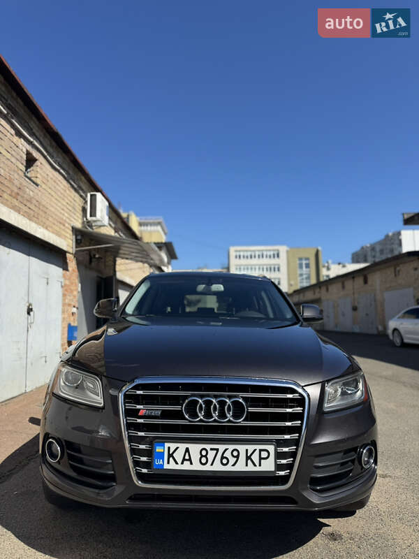 Внедорожник / Кроссовер Audi Q5 2015 в 