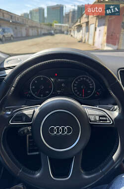 Внедорожник / Кроссовер Audi Q5 2015 в 