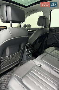 Внедорожник / Кроссовер Audi Q5 2019 в 