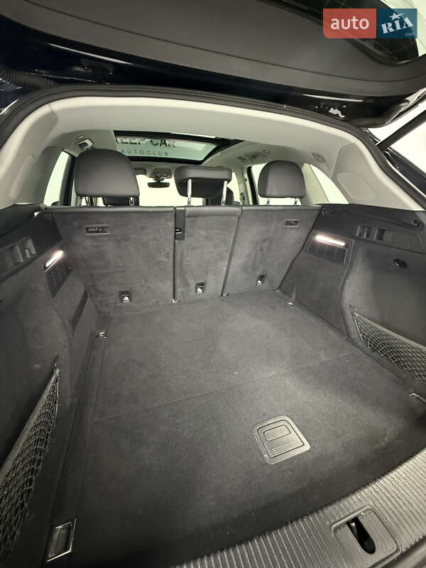 Внедорожник / Кроссовер Audi Q5 2019 в Одессе