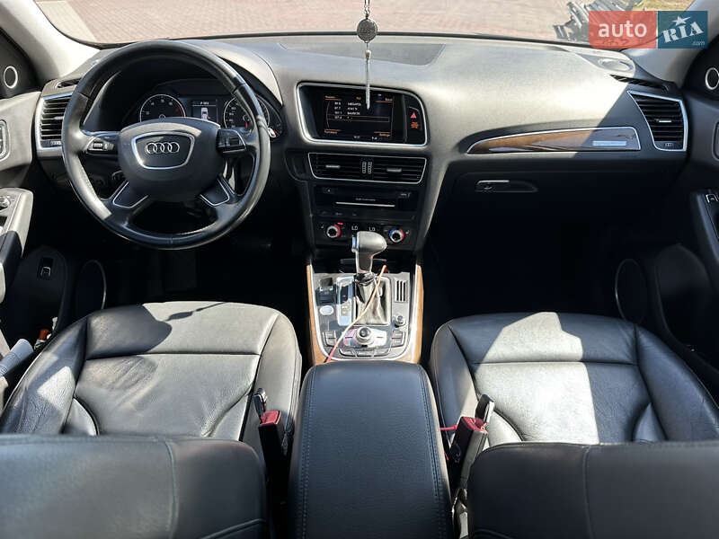 Внедорожник / Кроссовер Audi Q5 2015 в Днепре