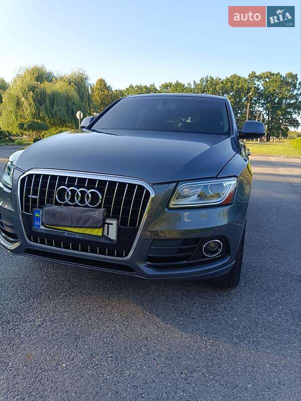 Внедорожник / Кроссовер Audi Q5 2016 в Сумах