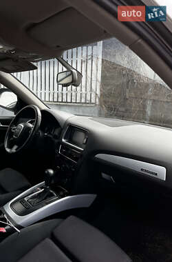 Внедорожник / Кроссовер Audi Q5 2010 в 