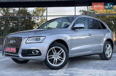 Внедорожник / Кроссовер Audi Q5 2015 в 