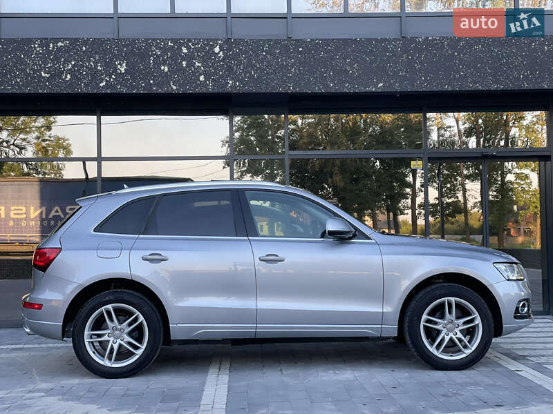 Внедорожник / Кроссовер Audi Q5 2015 в Стрые