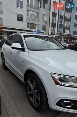 Внедорожник / Кроссовер Audi Q5 2016 в 
