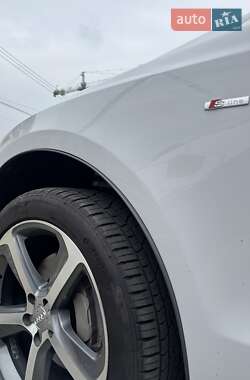 Внедорожник / Кроссовер Audi Q5 2016 в 