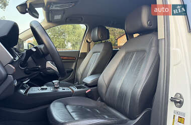 Внедорожник / Кроссовер Audi Q5 2018 в 