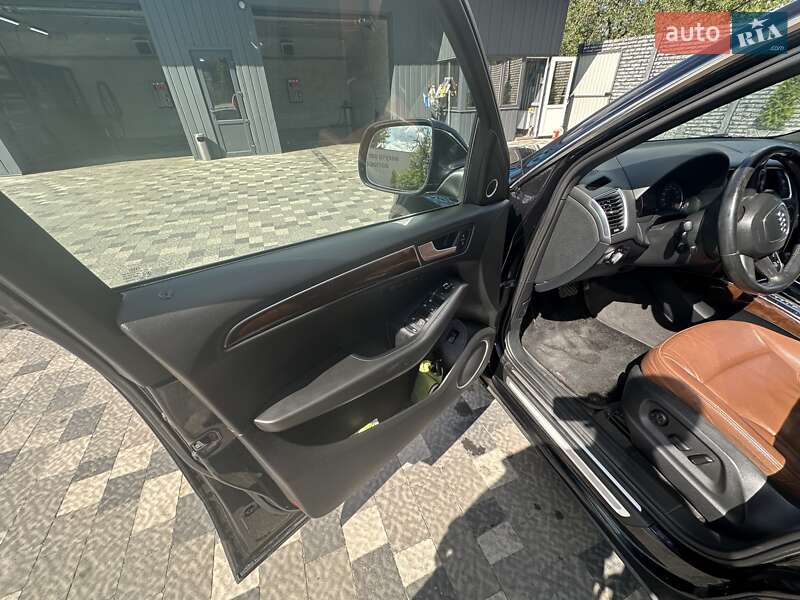 Внедорожник / Кроссовер Audi Q5 2011 в Харькове