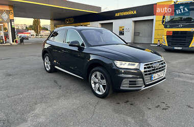 Внедорожник / Кроссовер Audi Q5 2017 в Василькове