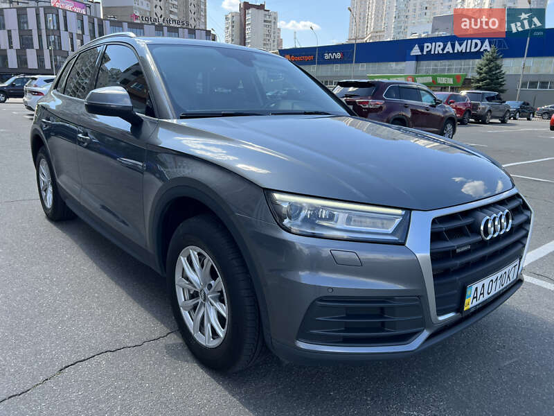 Внедорожник / Кроссовер Audi Q5 2017 в Киеве