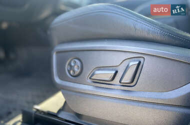 Внедорожник / Кроссовер Audi Q5 2018 в 