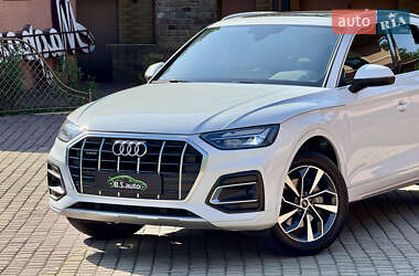 Внедорожник / Кроссовер Audi Q5 2020 в 