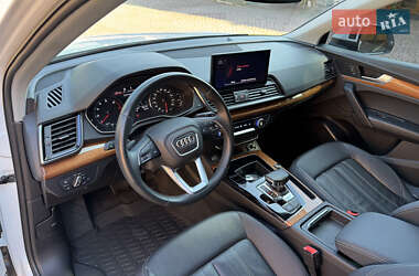 Внедорожник / Кроссовер Audi Q5 2020 в 